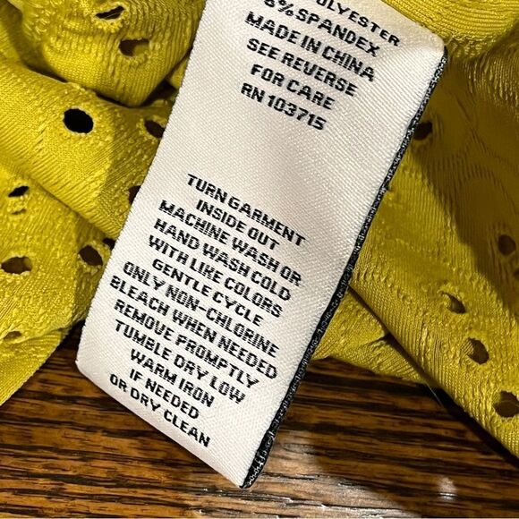 Nanette Short Sleeve plus size mustard color blouse top size 2 X - Picture 11 of 13